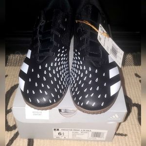 Adidas predator shoes